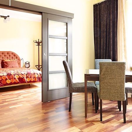 Lovely Funky Flat Near Royal Park Warsaw Ngoại thất bức ảnh