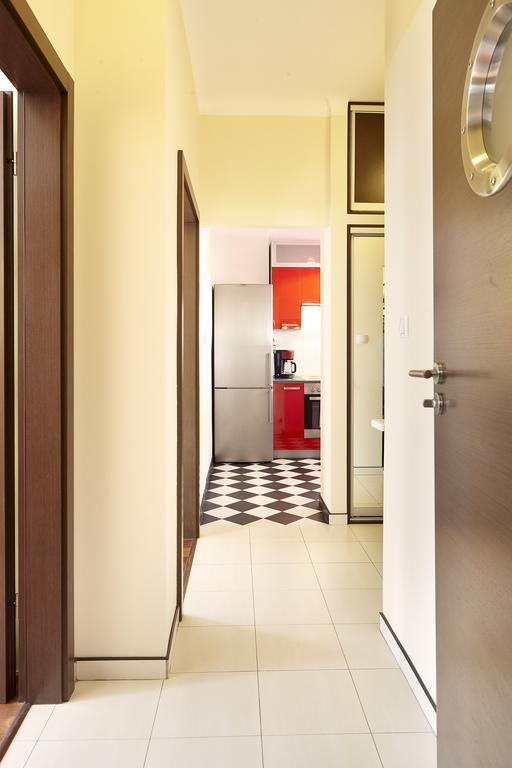 Lovely Funky Flat Near Royal Park Warsaw Ngoại thất bức ảnh